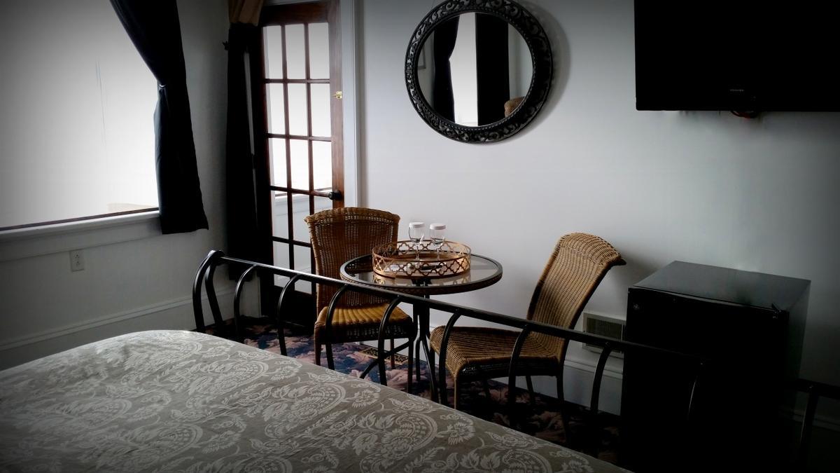 Mineral Point Hotel Экстерьер фото