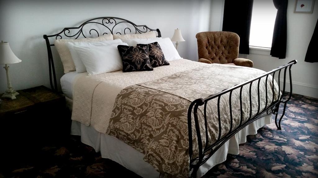 Mineral Point Hotel Экстерьер фото